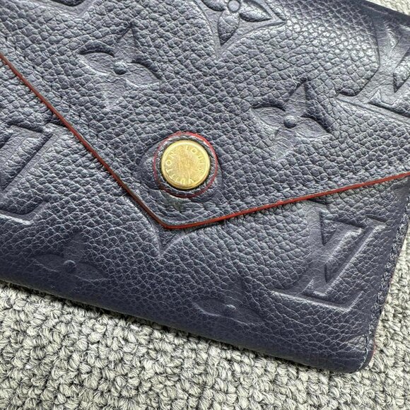 Authentic Louis Vuitton Victorine Navy Monogram Leather Wallet - Picture 2 of 15
